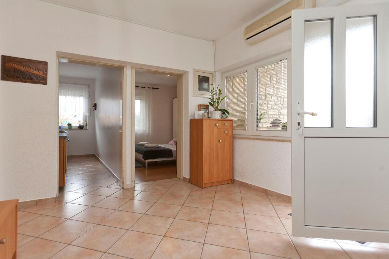 Apartman Nade Pula Ngoại thất bức ảnh