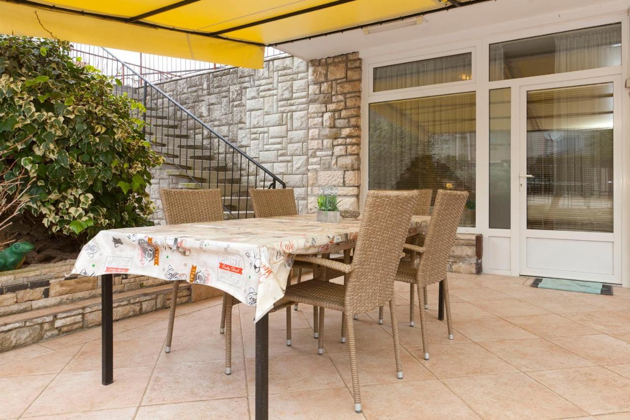 Apartman Nade Pula Ngoại thất bức ảnh